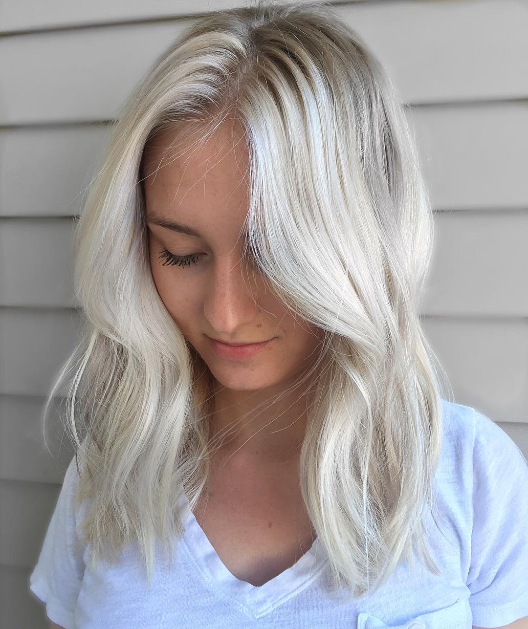 Silver Blonde Hair Color 16