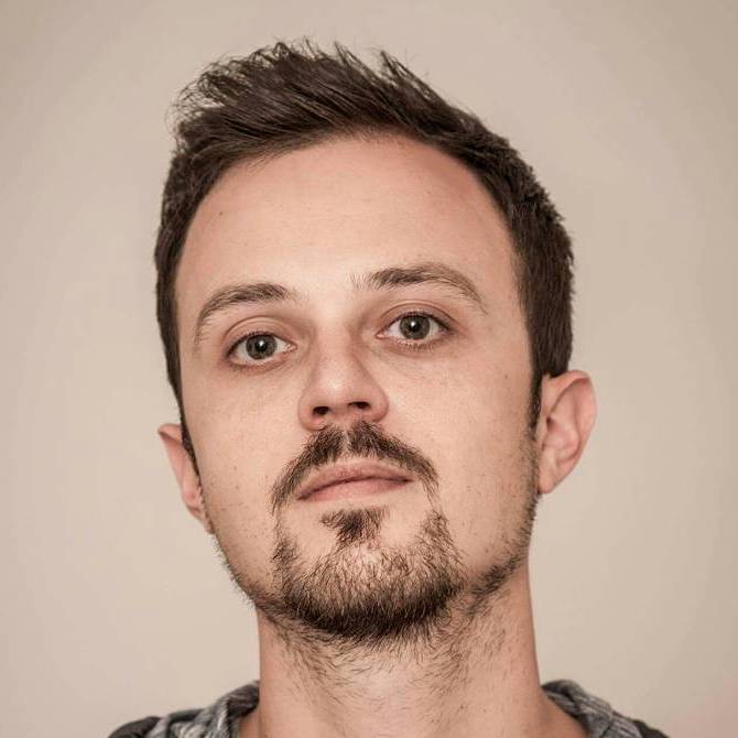 men's semi-short haircut