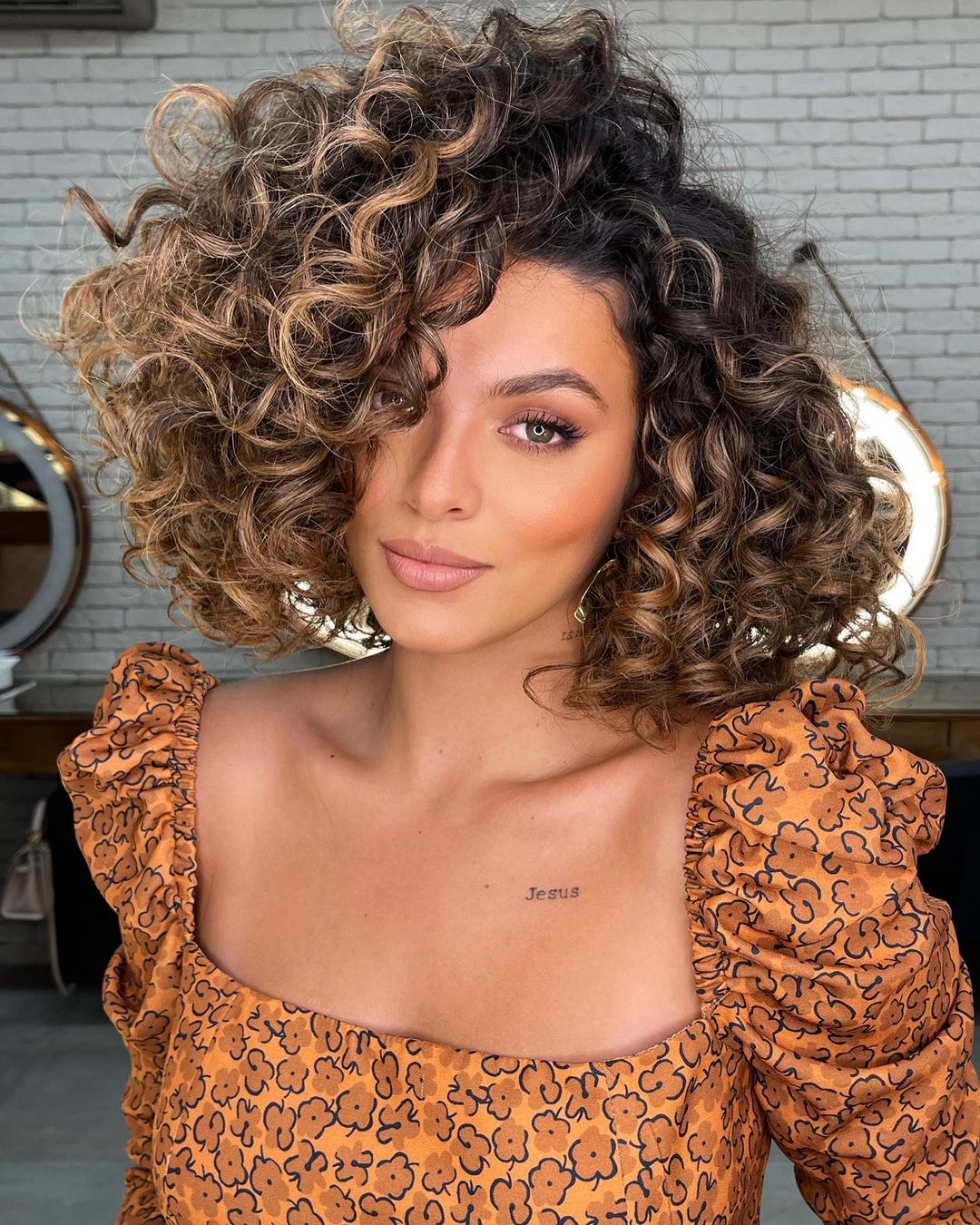 Flawless Curly Hair Highlights To Bring Your Locks To Life
