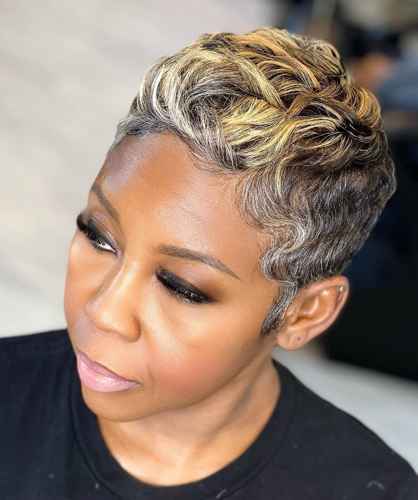 Short Hairstyles For Fine Hair Over 50 Black Skin Tone Infoupdate