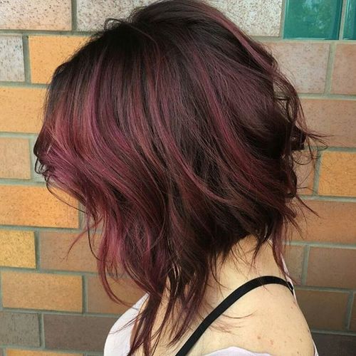 20 Cute Medium Haircuts to Fuel Your Imagination