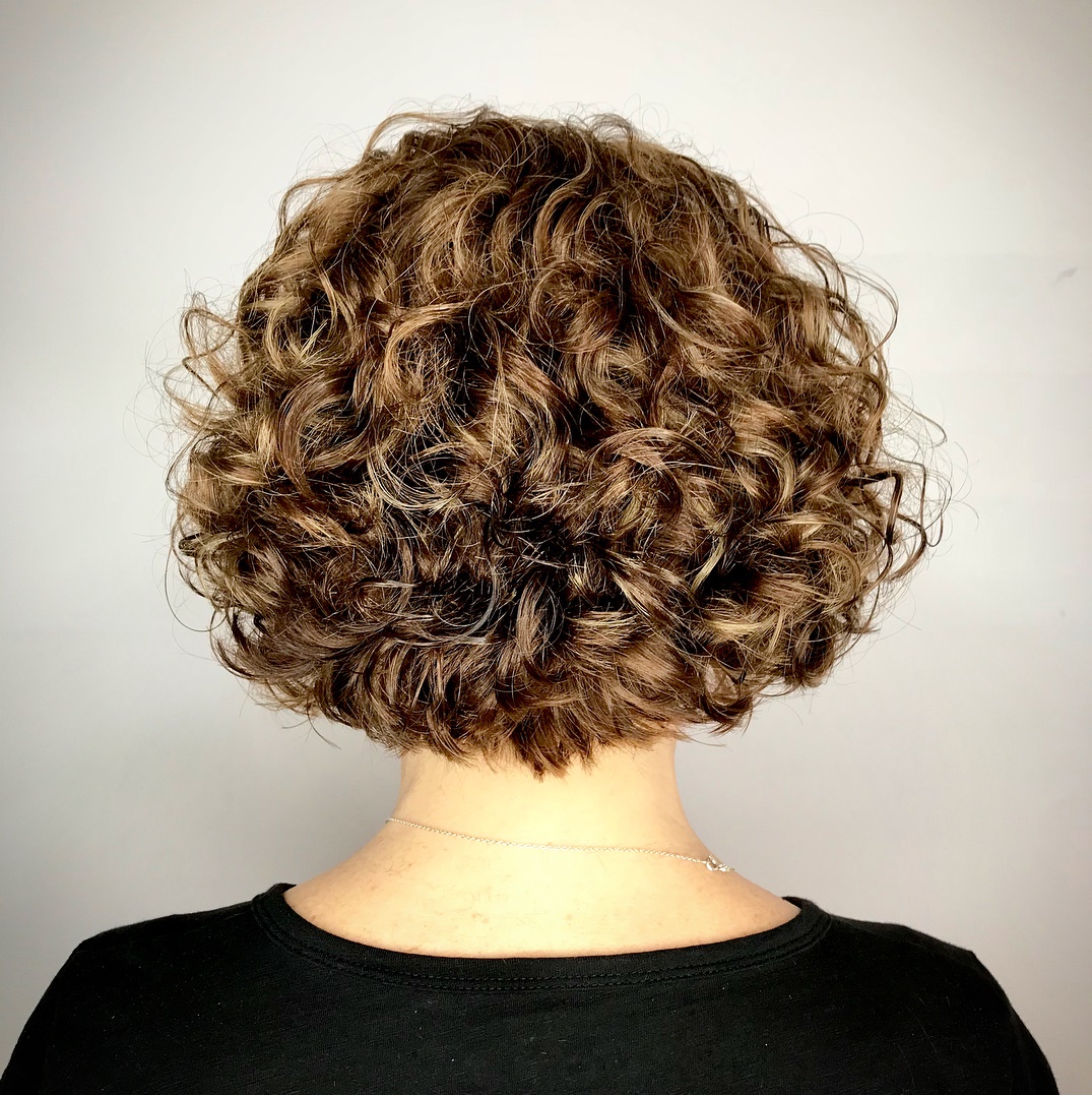 60 Most Delightful Short Wavy Hairstyles (500 x 500 Pixel)