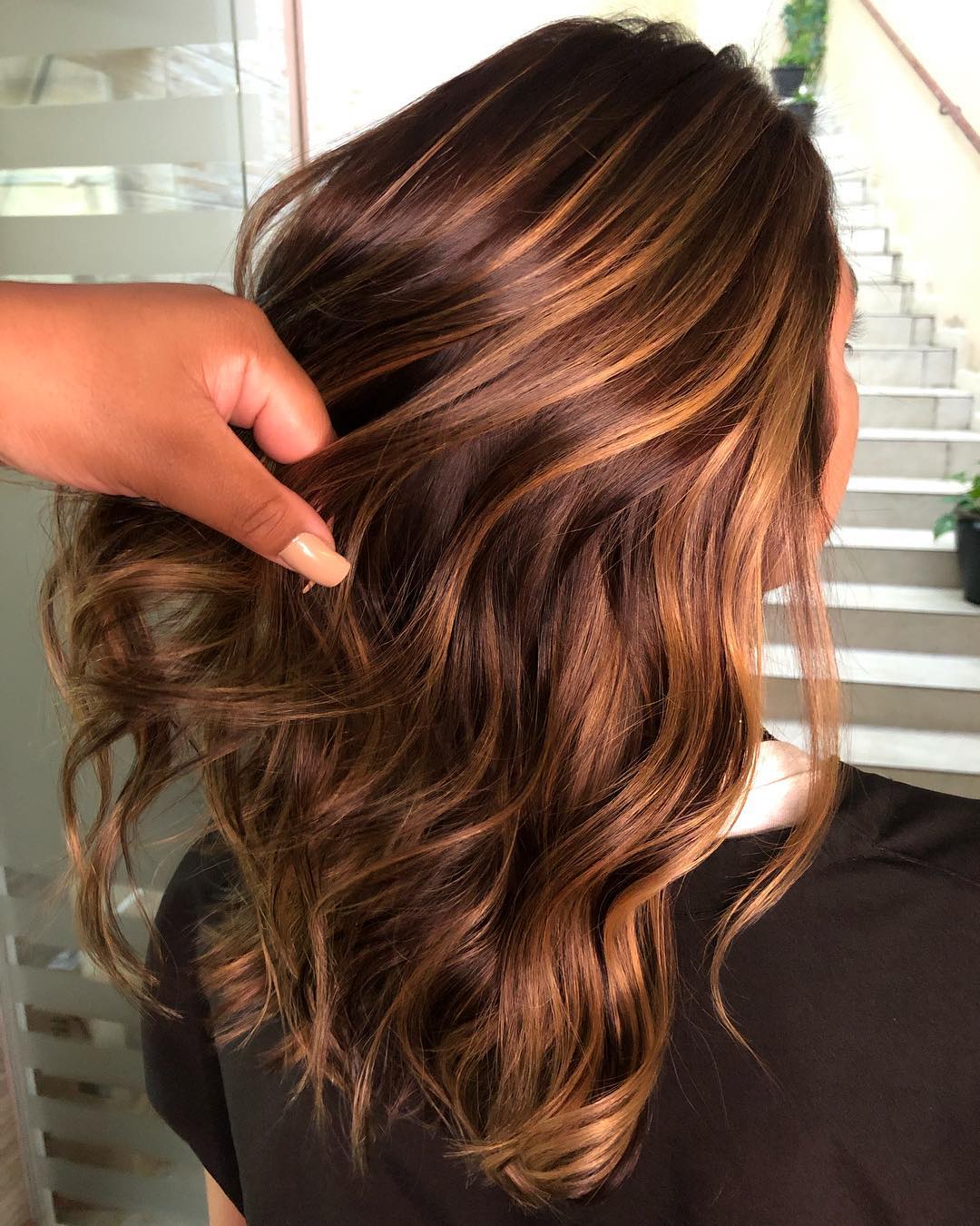 Brown Hair With Caramel And Honey Highlights Brown Hair With Caramel And Honey Highlights