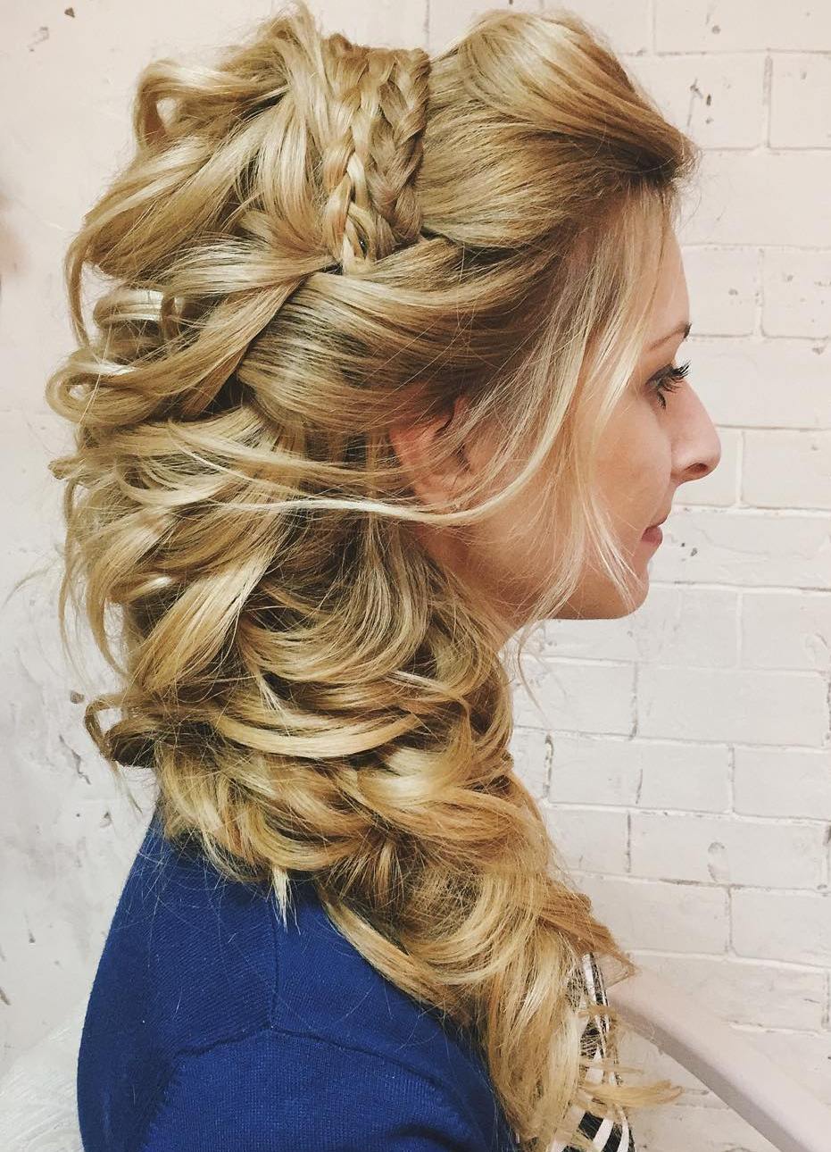 45 Side Hairstyles for Prom to Please Any Taste (500 x 693 Pixel)