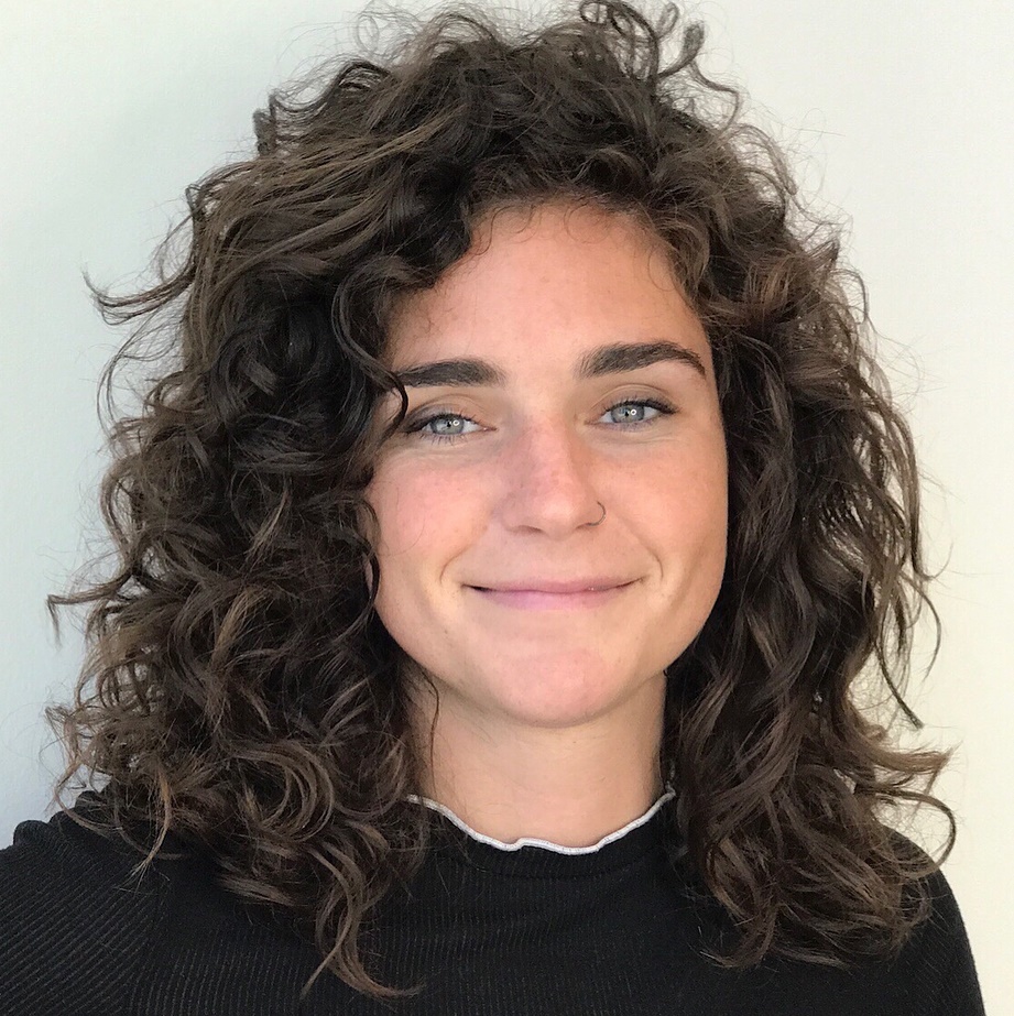 60 Styles and Cuts for Naturally Curly Hair in 2021 (500 x 501 Pixel)