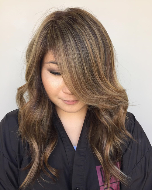 20 Jaw-Dropping Long Hairstyles for Round Faces (500 x 625 Pixel)