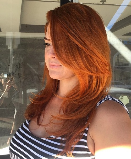 20 Jaw-Dropping Long Hairstyles for Round Faces (500 x 609 Pixel)