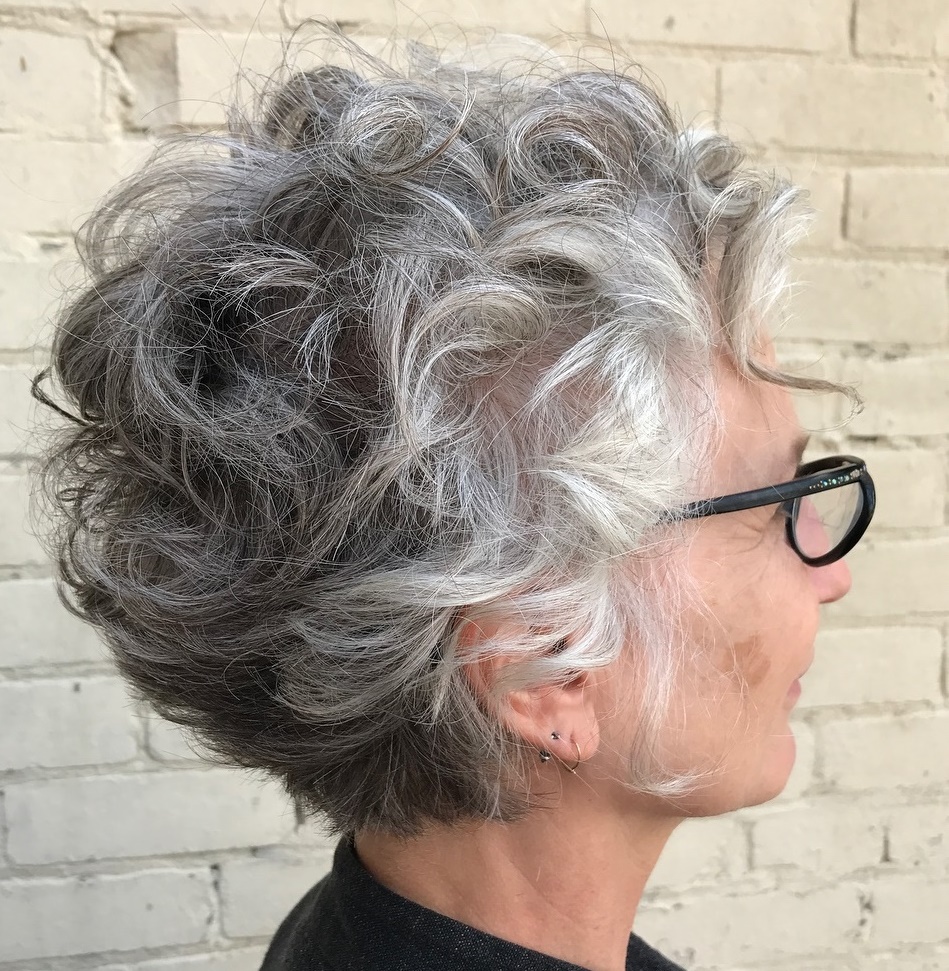 90 Classy and Simple Short Hairstyles for Women over 50 (500 x 512 Pixel)