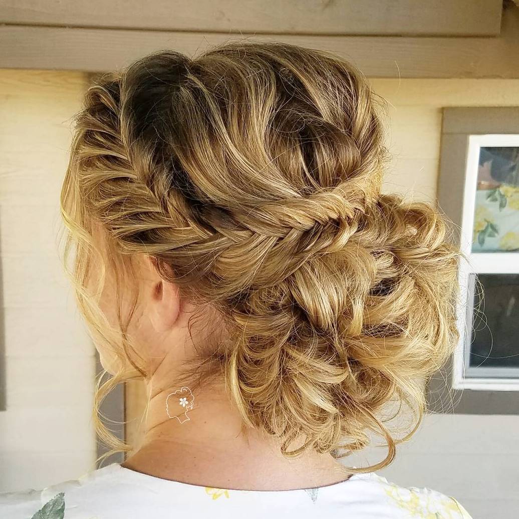 40 Irresistible Hairstyles for Brides and Bridesmaids (1036 x 1036 Pixel)