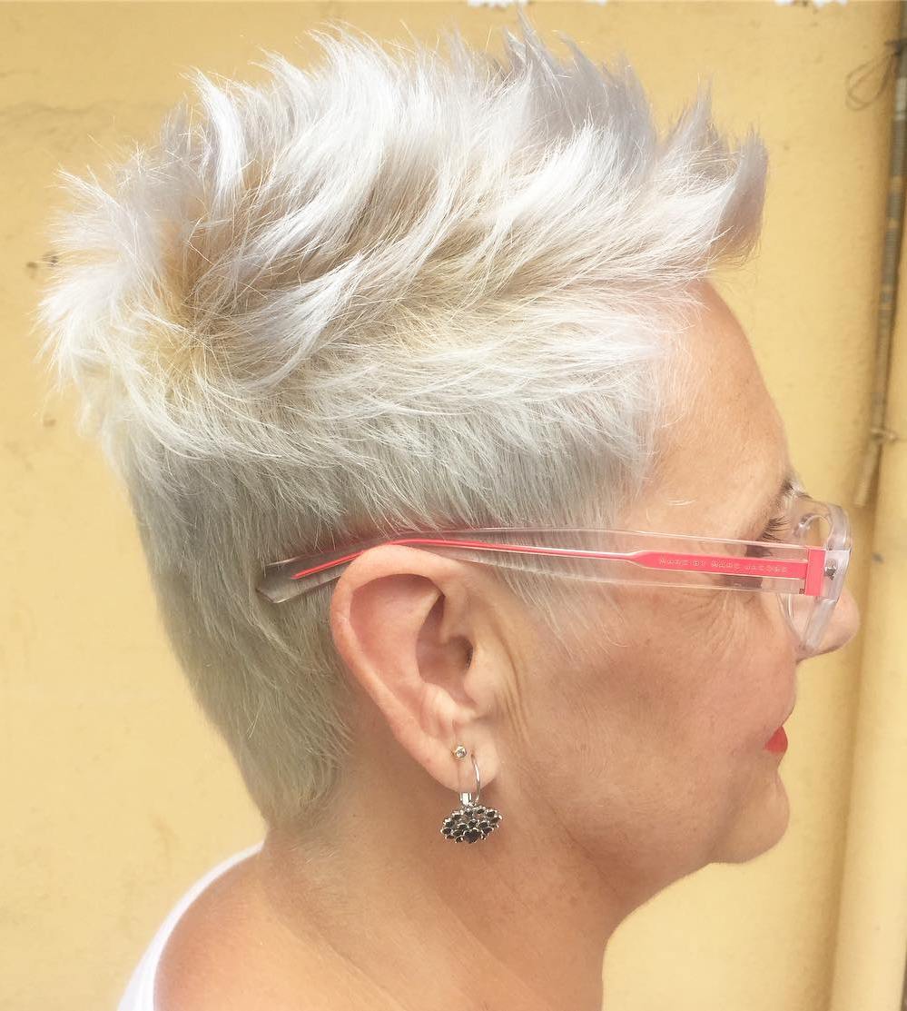 The Best Hairstyles and Haircuts for Women Over 70 (500 x 557 Pixel)