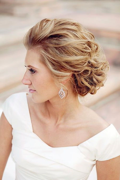 14 Best Bridal Hair Accessories for Your Fine Art Wedding