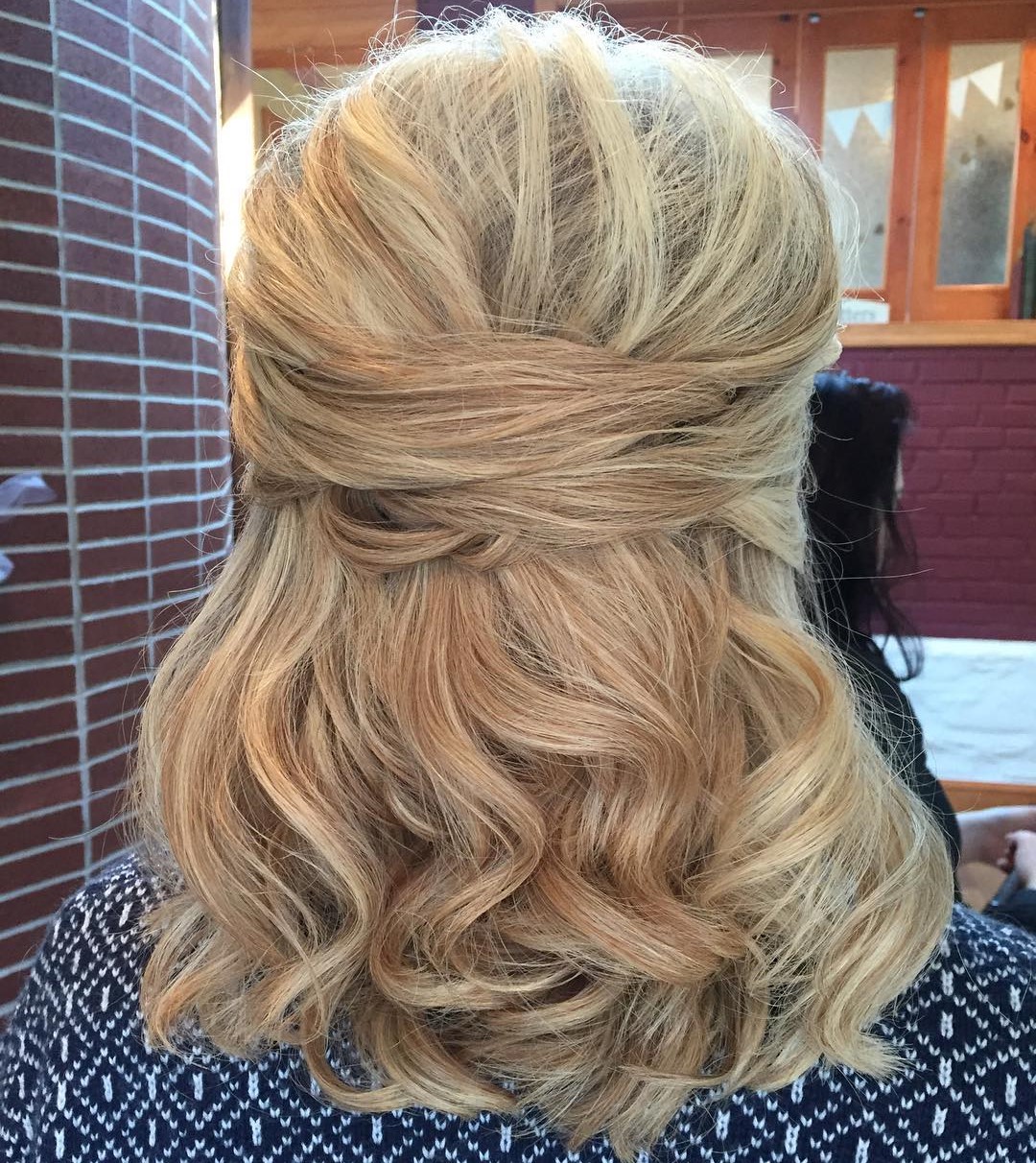 50 Ravishing Mother of the Bride Hairstyles (500 x 561 Pixel)