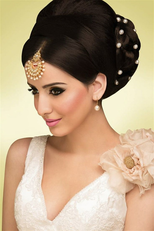 Hairstyles for Indian Wedding - 20 Showy Bridal Hairstyles (500 x 750 Pixel)