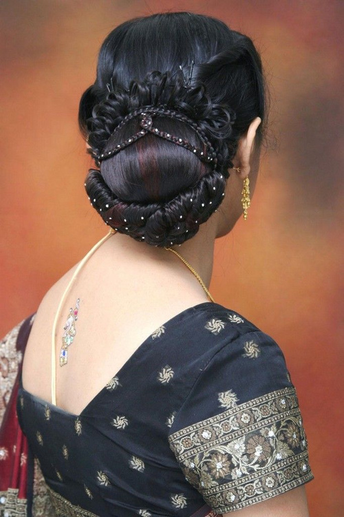 Hairstyles for Indian Wedding - 20 Showy Bridal Hairstyles (500 x 751 Pixel)