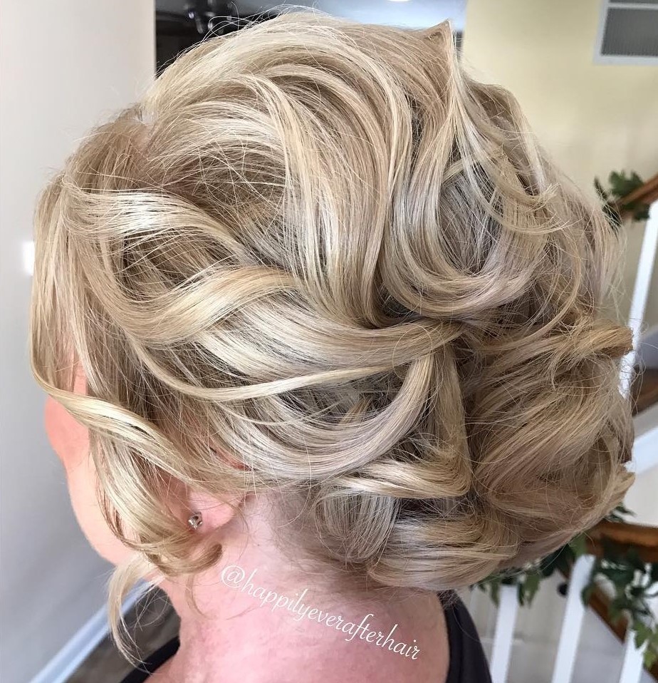 50 Ravishing Mother of the Bride Hairstyles (500 x 518 Pixel)