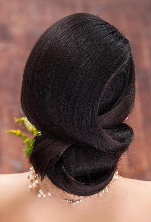 40 Chic Wedding Hair Updos for Elegant Brides (500 x 735 Pixel)