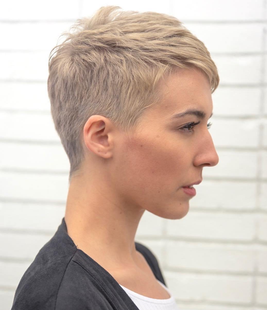 15 Feminine Short Pixie Haircuts