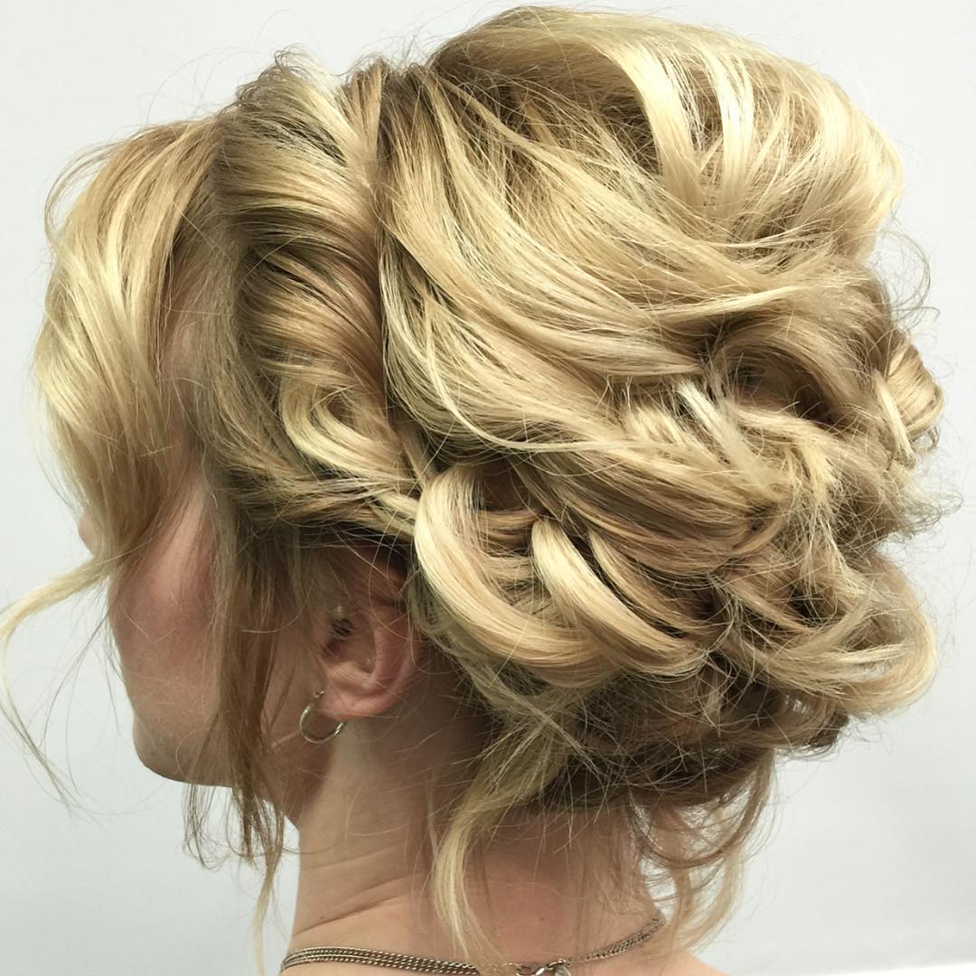 60 Gorgeous Updos for Short Hair That Look Totally Stunning (499 x 499 Pixel)