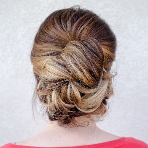 30 Easy and Stylish Casual Updos for Long Hair (500 x 500 Pixel)