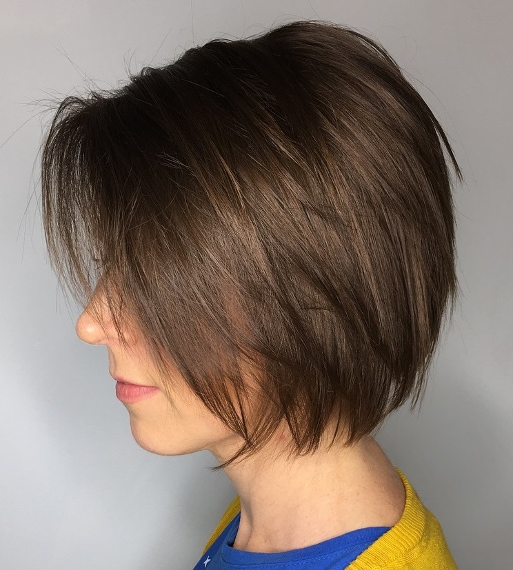 46 short bob hairstyles that feel fresh and show a little shoulder action |  Glamour UK