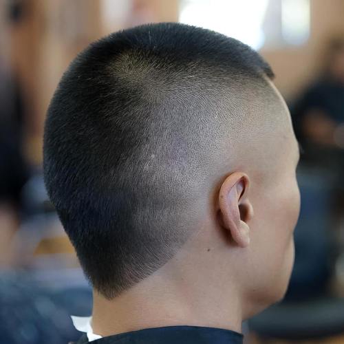 20 Variations of Buzz Cuts with Different Lengths and Details (500 x 500 Pixel)