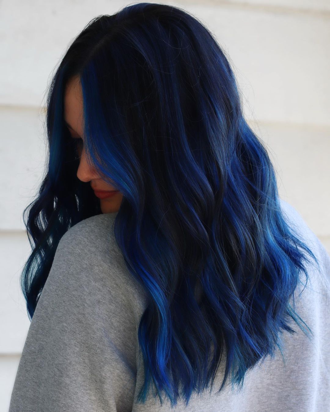 20 Blue Highlights Ideas for a Bold Makeover in 2025