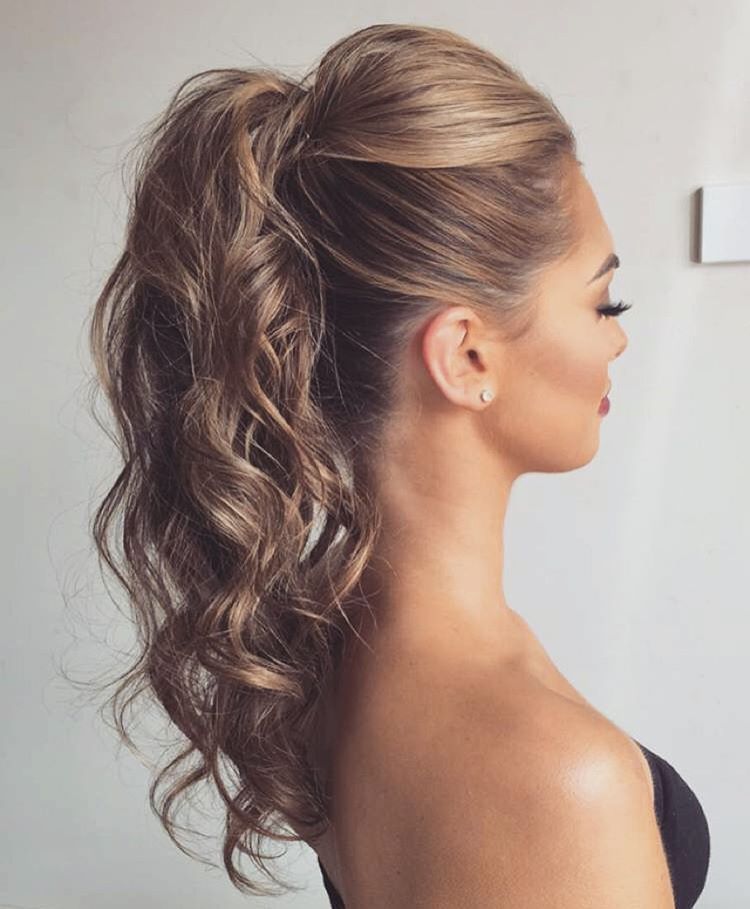 20 Date-Night Hair Ideas to Capture all the Attention