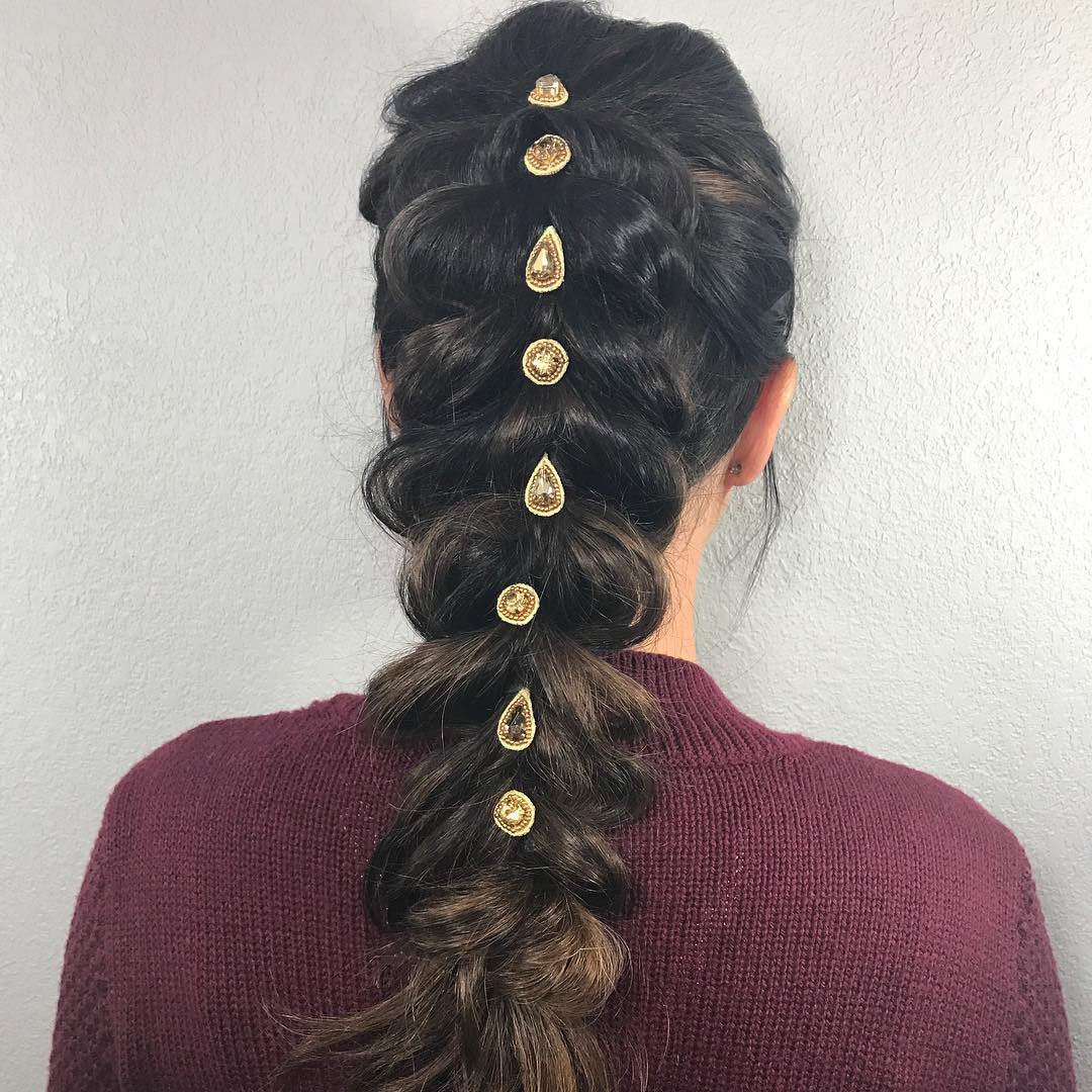 20 Creative Ways to Wear Jewelry in Your Hair — TheRightHairStyles