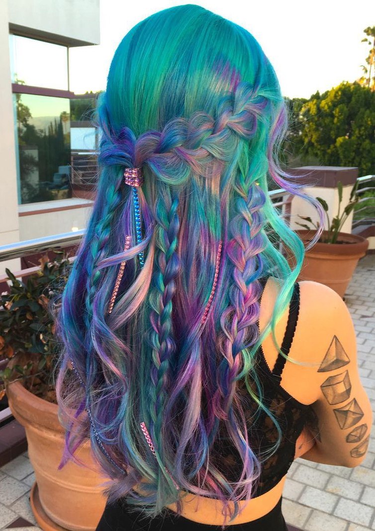 20 Hair Styles Starring Turquoise Hair (500 x 708 Pixel)