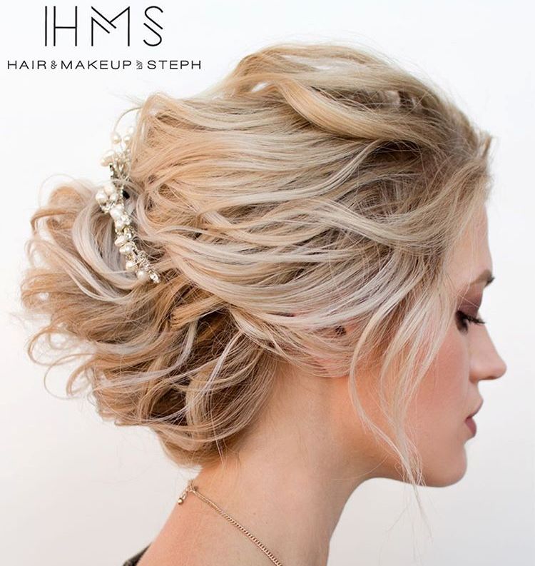 Top 20 Wedding Hairstyles for Medium Hair (500 x 529 Pixel)