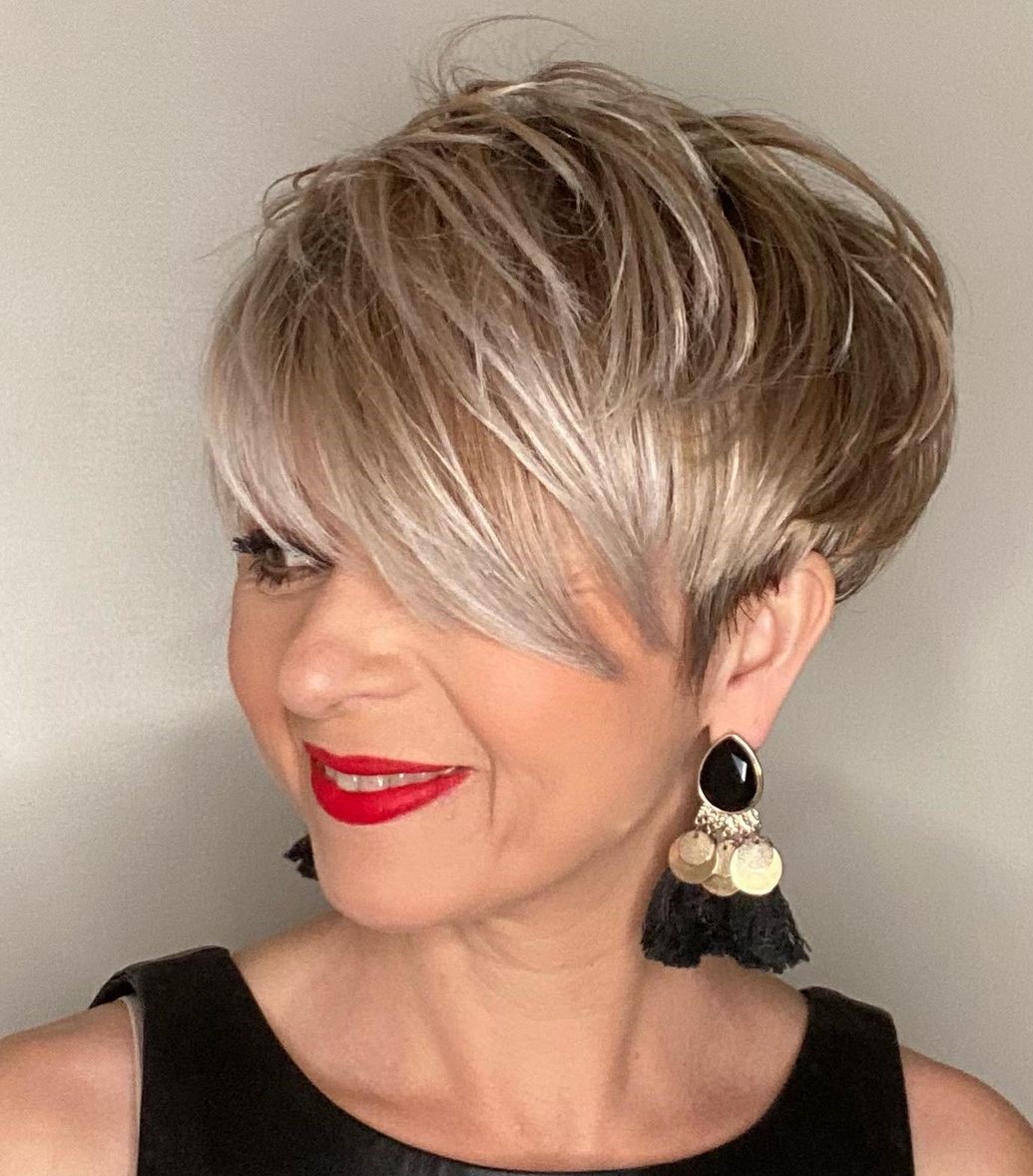 Super Flattering Hairstyles With Bangs For Older Women