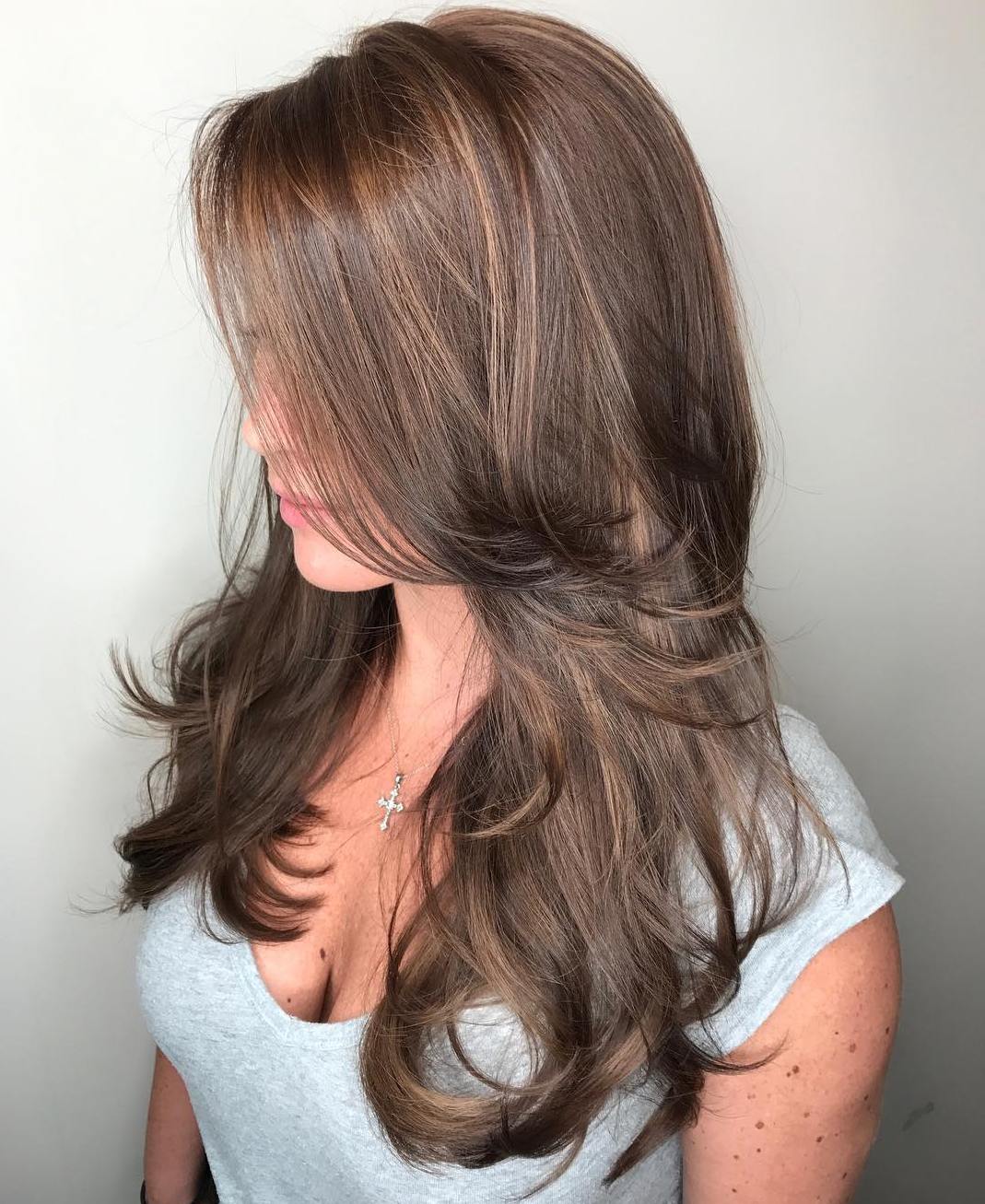 30 Feathered Hair Styles that Remain Miraculously Perfect