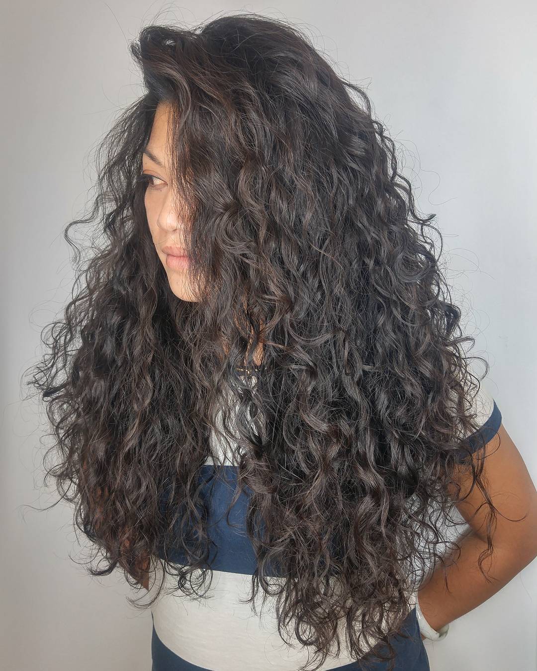 Long Curly Hair Layered Cuts Pictures