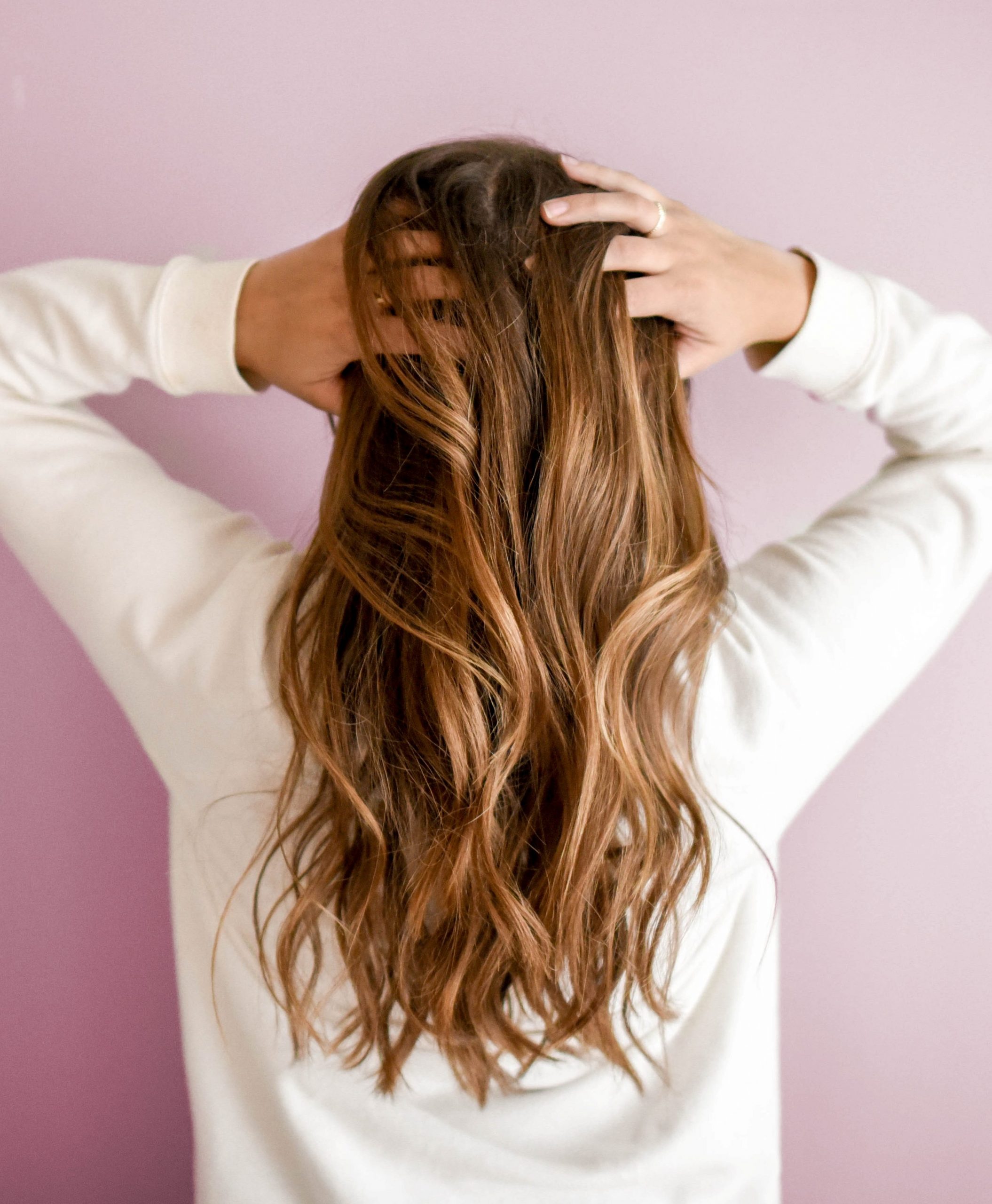 9 Tips to Get Rid of Oily Hair and Scalp with Home Remedies
