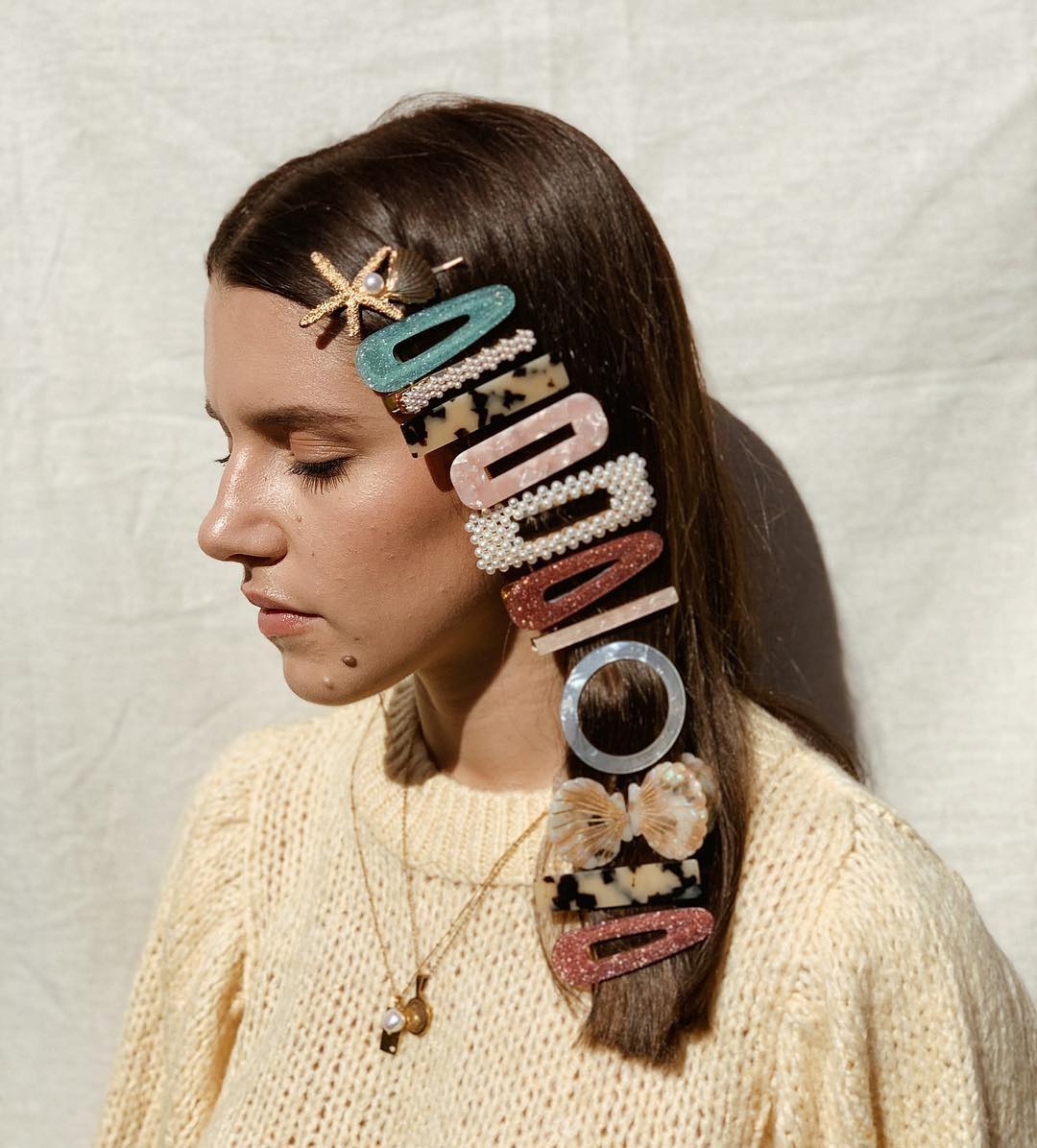 11 Best Hair Accessory Trends