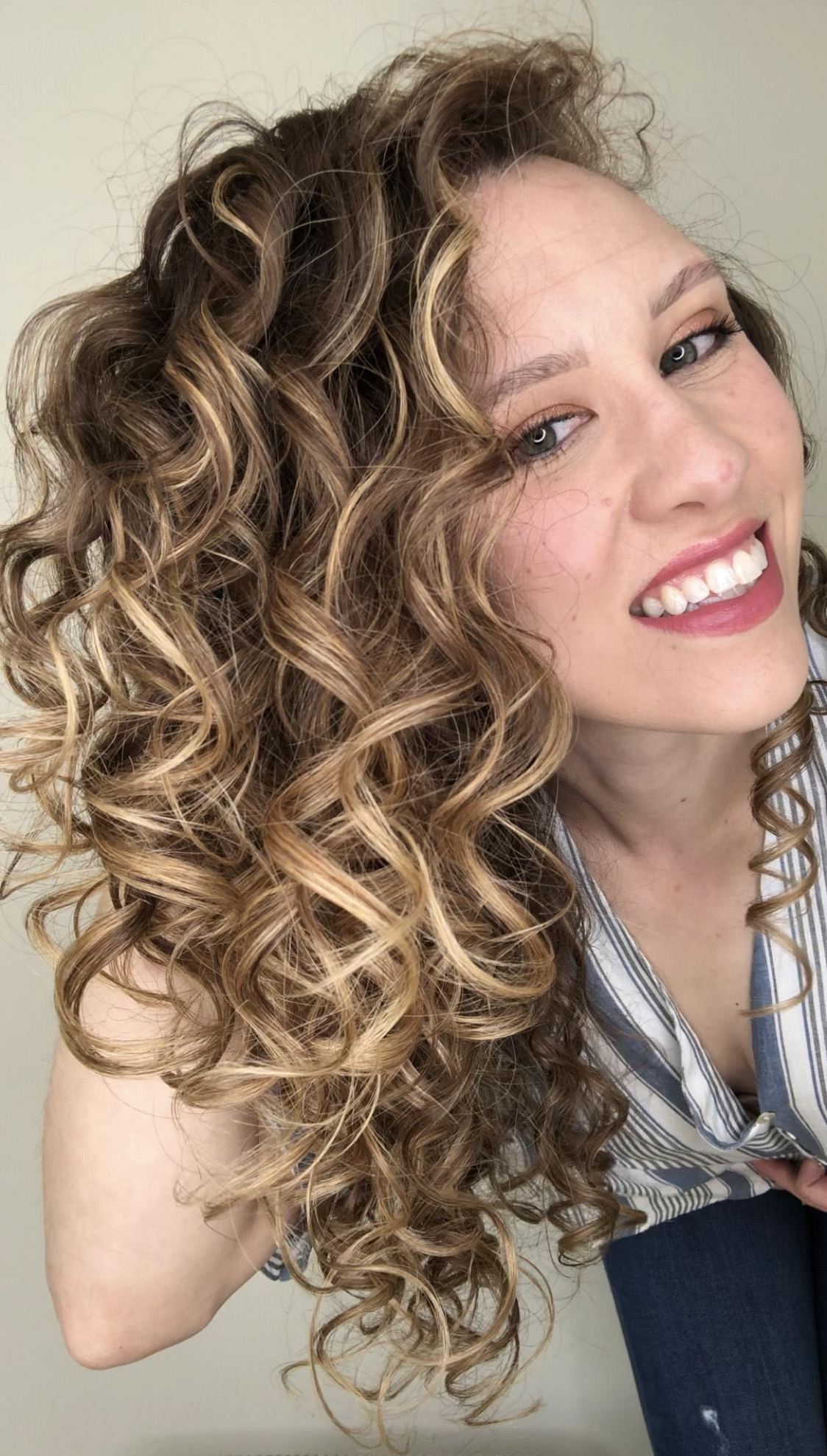 Brush To Style Curly Hair