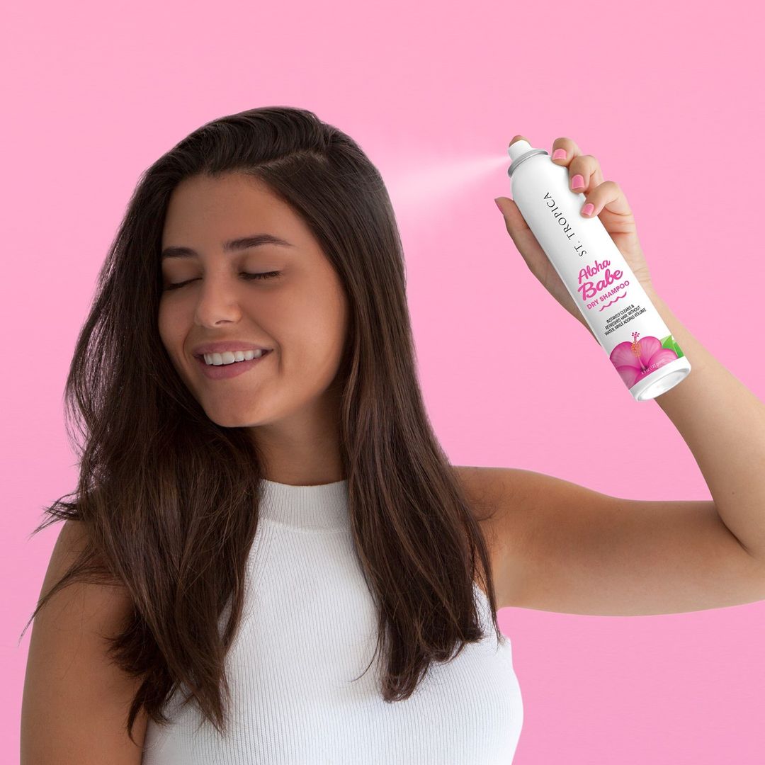 How to Use Dry Shampoo to Reap All the Benefits