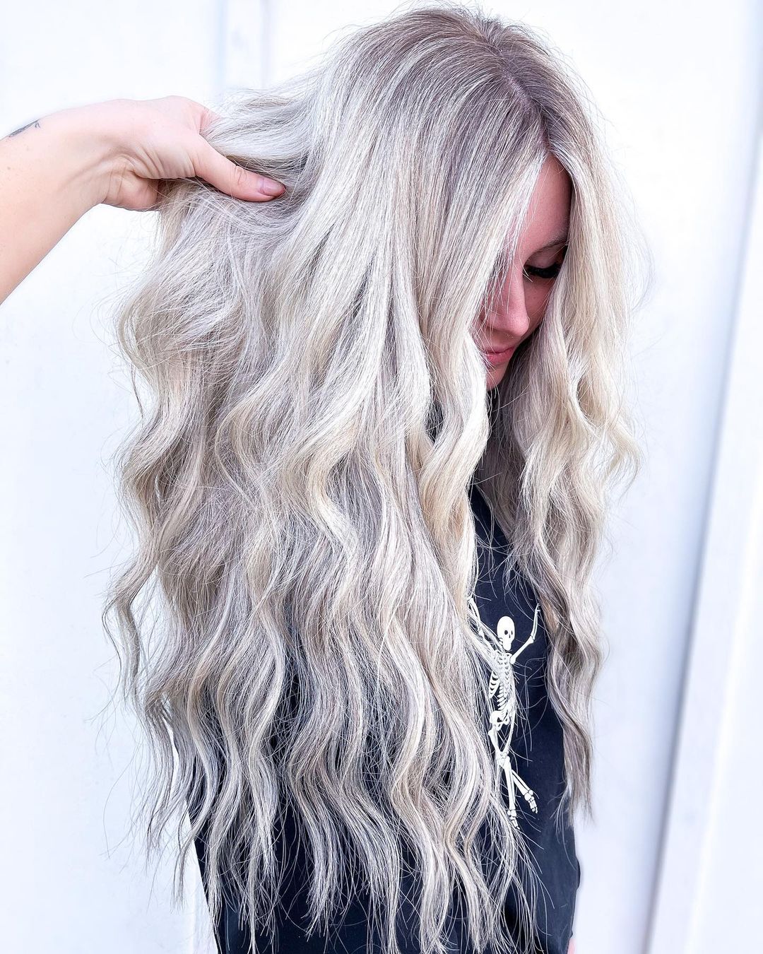 How to Use Purple Shampoo for Clean and Healthy Blonde Hair
