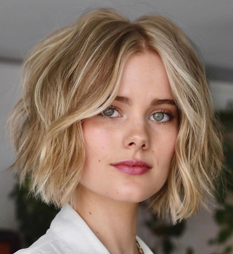 30 Trendy Ways to Style Curtain Bangs with Short Hair in 2023