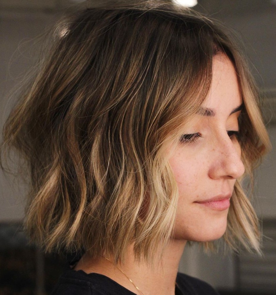 30 Gorgeous Short Wavy Bob Haircut Ideas