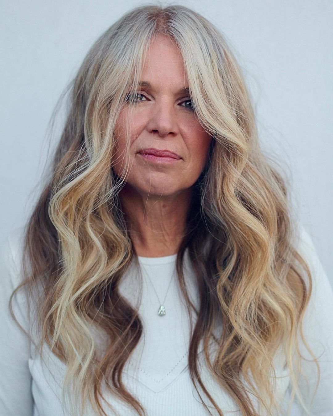 30 Stunning Long Hairstyles for Women Over 50