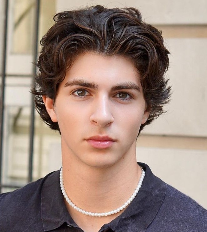 30 Fresh Men’s Flow Haircut Looks for 2025