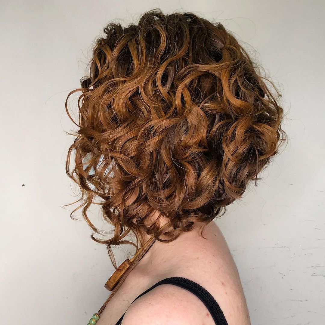 25 Stacked Inverted Bob Hairstyles for Curly Hair