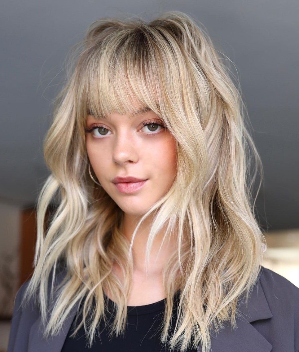 24 Alluring Hair Colors to Bring Out Green Eyes