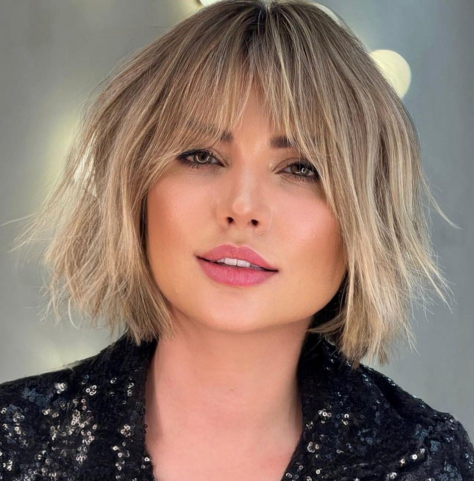 2025-Ready Hairstyles for Women with Square Faces, image size:952x965