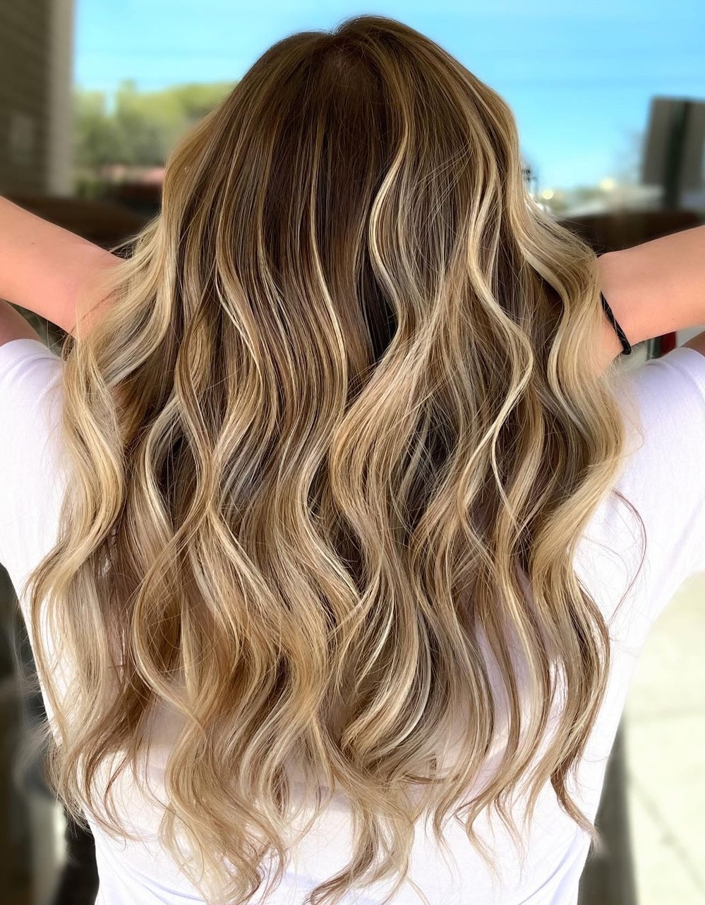 20 Bold and Attractive Ideas of Ribbon Highlights Hair Trend