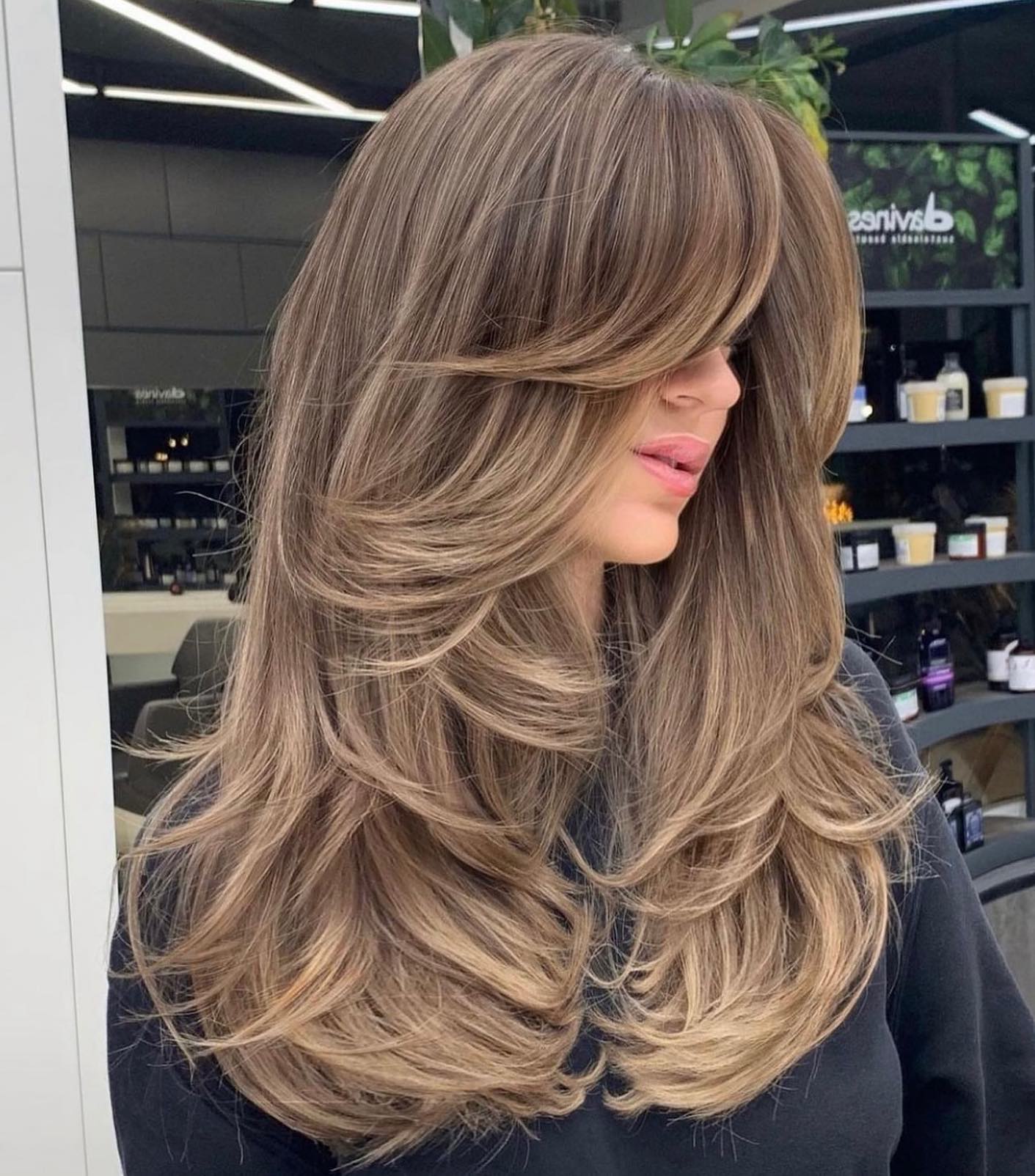 30 Stylish Ways You Can Wear Long Layered Haircuts
