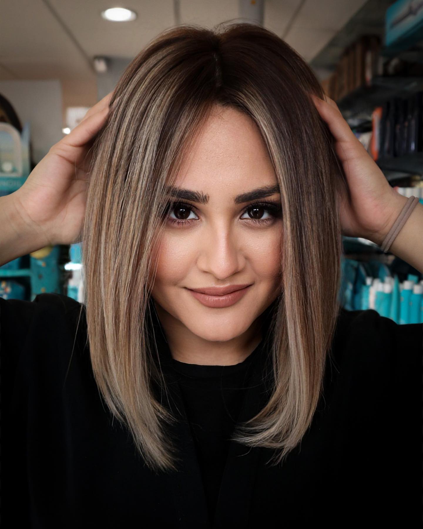 Straight Shoulder Length Hairstyles 2024