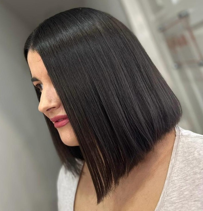 Sleek Lob for Flat Thin Hair