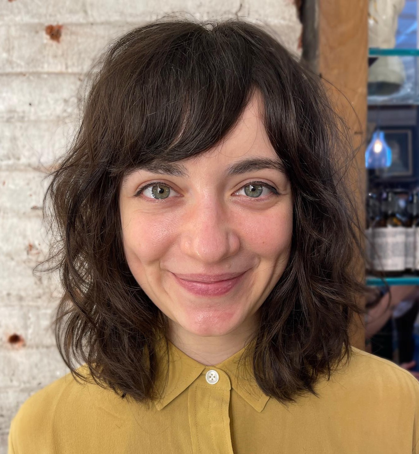 Side Bangs with Bounce Effect